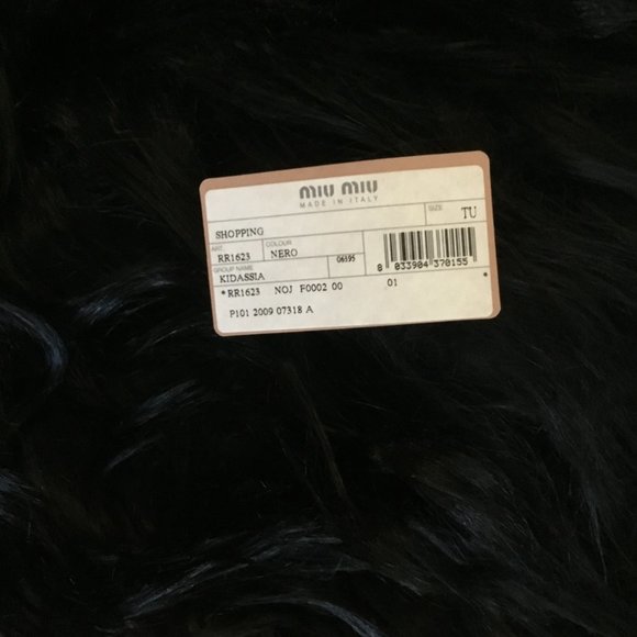 Miu Miu goat hair bag brand   New $4500.00 - Picture 3 of 3